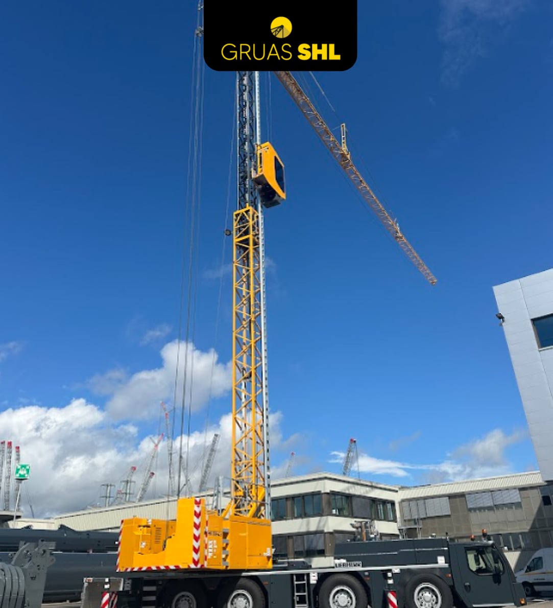 4.-GRUAS-SHL-IMG-Alquiler-Gruas-Moviles-img-de-apoyo-3-1083x1190